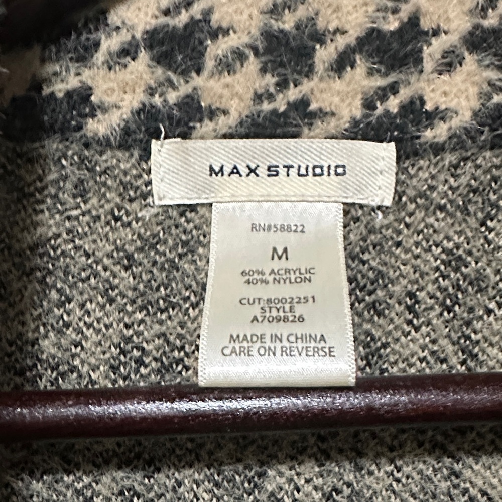 Max Studio Houndstooth Patterned Women's Sweater … - image 2